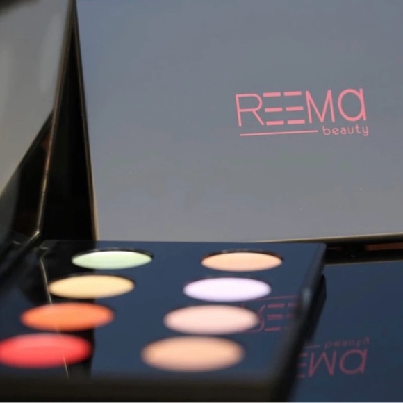 BRAND NEW! REEMA BEAUTY QUICKIEFIXX COLOR CORRECTING PALETTE FULL SIZE - Picture 2 of 15